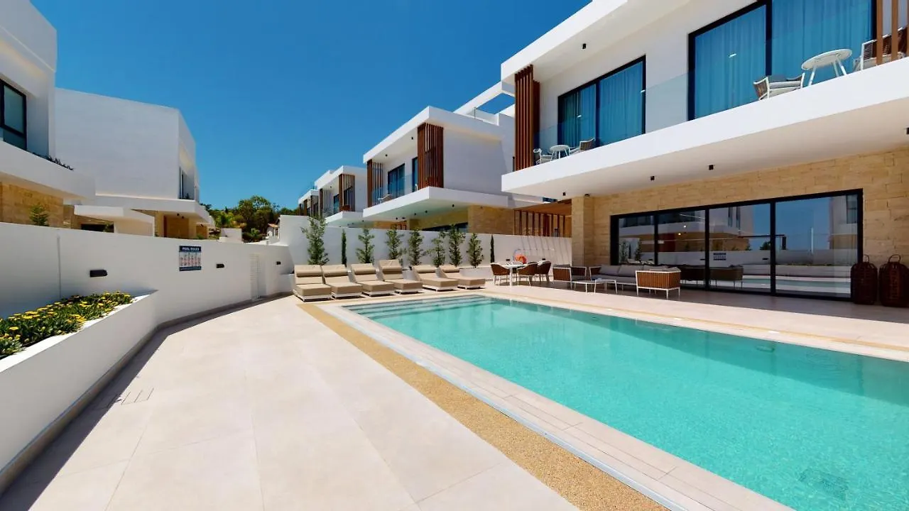 Periyiali Konnos Villas Beach Resort Πρωταράς